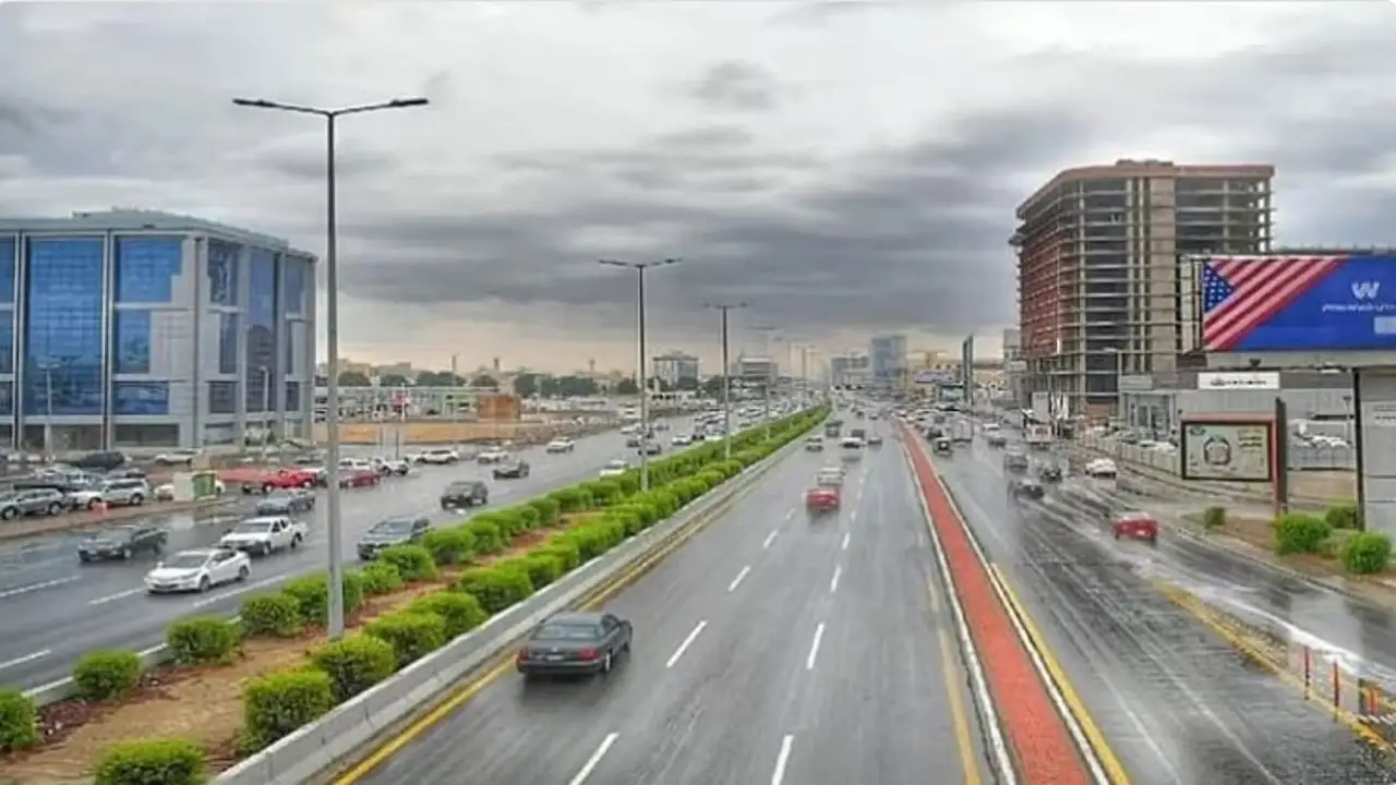 أمطار رعدية ورياح نشطة تضرب عدة مناطق خلال أول أيام عيد الفطر
